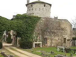 Burg Le Parc mit Donjon