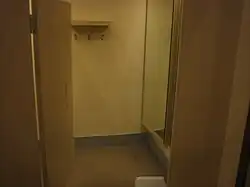 Umkleidekabine in einem Modehaus