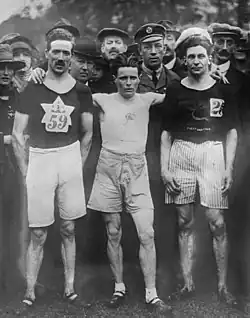 Charles Clibbon (links) belegte Rang&nbsp;sechs