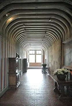 Logis, Dachgeschoss, Vestibül