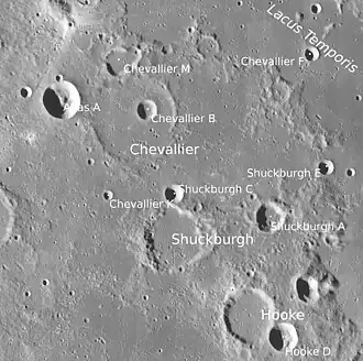 Hooke und Umgeburn (LROC-WAC)