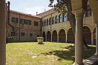 Das Kloster der Kirche