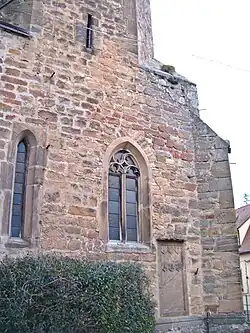 Alter Chor von Süden, mit Glockenstifter-Grabstein