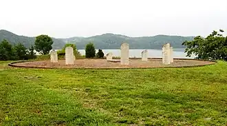 Denkmal für den Ort Chota