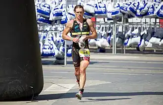 Christian Brader auf der Laufstrecke beim Ironman Mallorca, 2015
