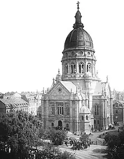 Die Christuskirche am Tag ihrer Einweihung am 2. Juli 1903