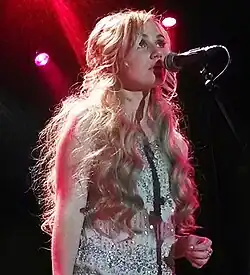 Clare Bowen (2014)