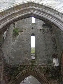 Innenansicht des beschädigten Turms