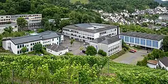Martin-von-Cochem-Gymnasium (Bildlizenz:Dietmar Rabich / Wikimedia Commons / „Cochem, Realschule und Martin-von-Cochem-Gymnasium -- 2018 -- 0019“ / CC BY-SA 4.0