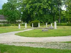 Ruinen des 1792 zerstörten Chores