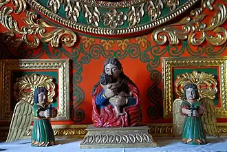 Statuen in der Jesuitenreduktionskirche in Concepción, Santa Cruz, Bolivien (Missionen der Chiquitos)