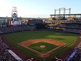 Das Coors Field im Juli 2015