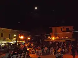 Der Coreca-Platz während einer Sommerveranstaltung