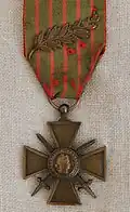 Croix de guerre (1939–1945) mit einem Palmenzweig