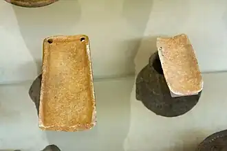 Flache rechteckige Marmorpalette und rinnenförmige Marmorpalette