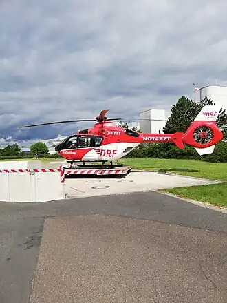 D-HYYY mit Beklebung der DRF Luftrettung