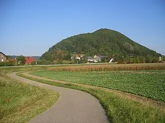 Das Dorf Sulzbach mit dem Scheuchenberg