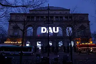 DAU Projekt Paris 2019 Théâtre de la Ville / Außenansicht