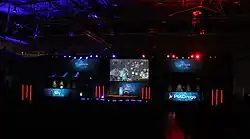 Finale zwischen Aleksandr „Bly“ Svusuyk und Théo „PtitDrogo“ Freydière auf der großen Bühne