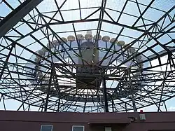 Detailansicht des DVORTAC Dinkelsbühl (DKB) mit der Montage und Verkabelung des Antennenkranzes