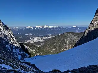 Dammkarhütte und Schwarzkopf, rechts