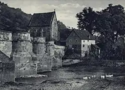 Die Werrabrücke bei Creuzburg und die Liboriuskapelle, rechts in den 1920er Jahren