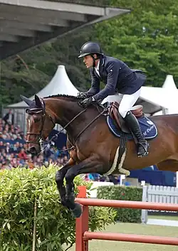 David McPherson mit Gloria van Zuuthoeve beim 86. Deutschen Spring-Derby (2015)