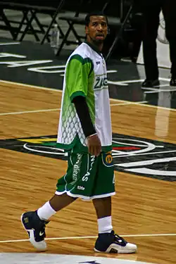 Collins 2007 im Jersey von Žalgiris