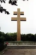 Lothringer Kreuz als Denkmal für General de Gaulle
