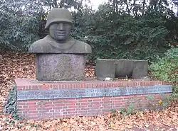 Denkmal der 39er vor der Tonhalle, Düsseldorf (2011)