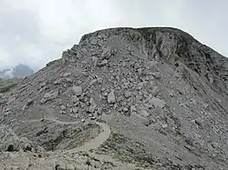 Eselsrücken und italienische Platte von der österreichischen Platte