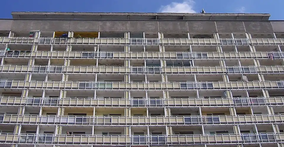 2009: Der Schriftzug DER SOZIALISMUS SIEGT ist noch zu erkennen.