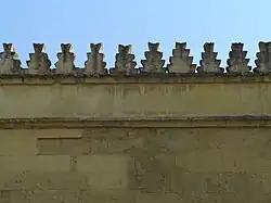 Abgestufte Zinnen an der Mezquíta de Córdoba