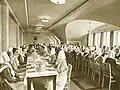 Diakonissen im Speisesaal des Diakonissenmutter-hauses an der Hemmstraße vor 1960