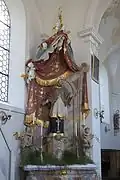 Nördlicher Seitenaltar mit Johannes Nepomuk