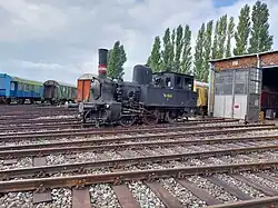 DSB F 654 vor dem Lokschuppen