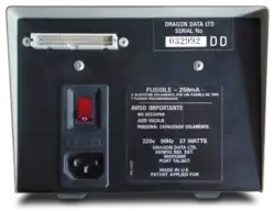 Dragon-Diskettenlaufwerk in Rückansicht