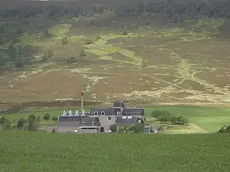 Gebäude der Allt-a-Bhainne-Brennerei