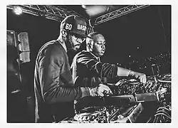 Black Coffee, links, mit DJ Shimza (2016)