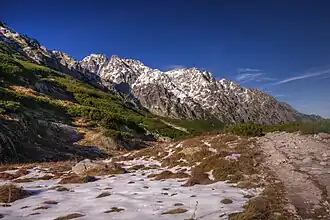 Blick vom Tal Dolina Pięciu Stawów Polskich