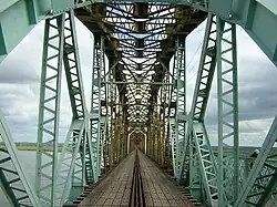 Blick in die Brücke, als sie Straßenbrücke war (2004)