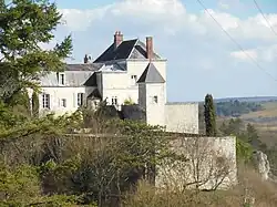 Schloss Mailly-le-Château (14.&nbsp;Jahrhundert)