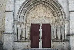 Mittleres Portal der Westfassade