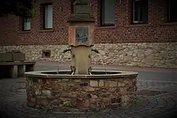 dorfbrunnen-von-dickschied.
