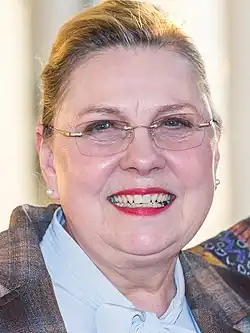 Ramona Kunze-Libnow spielt Oberin Martha