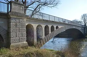 Leinebrücke bei Grasdorf (Mittelbogen)