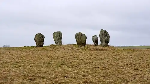 Steinkreis von Duddo mit Rinnenkarren auf den Steinen
