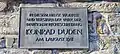 Gedenktafel am Wohnhaus von Konrad Duden in Wiesbaden-Sonnenberg