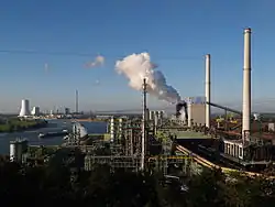 Thyssenkrupp, der Rhein und die Kraftwerke in Walsum und Voerde