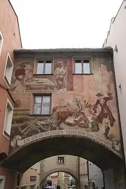 In den Grüben 121, Eingang der Grüben vom Stadtplatz
